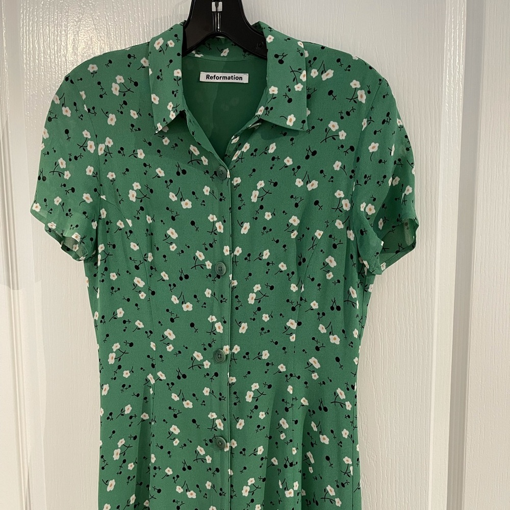 Reformation green floral dress. Gorgeous! Size 4. EUC. - Picture 2 of 6